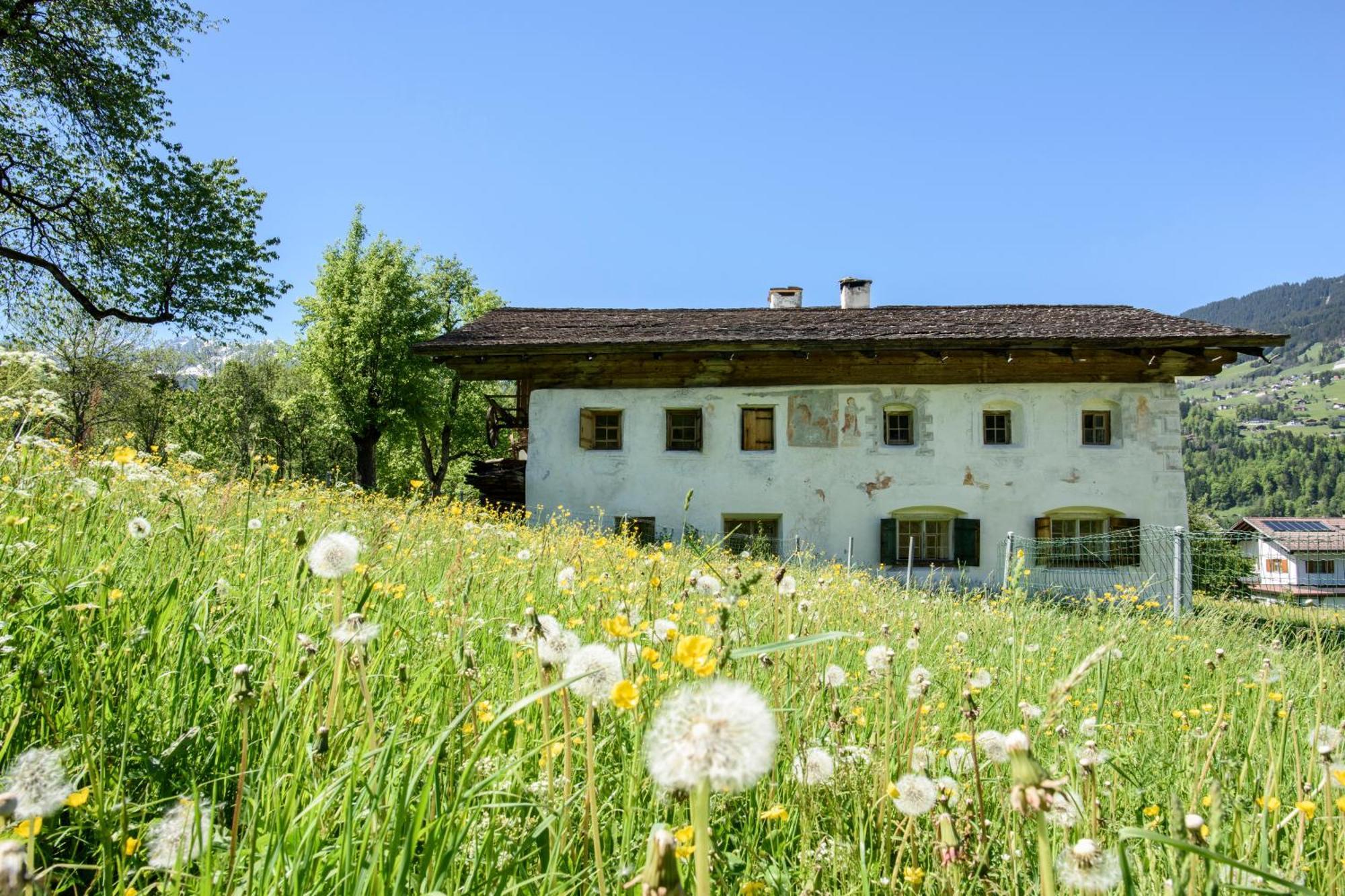 Sandrellhaus Villa ทชากูนส์ ภายนอก รูปภาพ